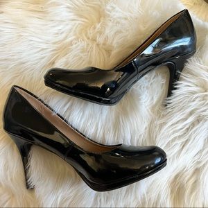 Merona Black Shiny Pumps